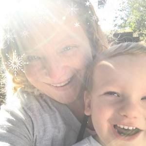 Meet your Posher, Karin